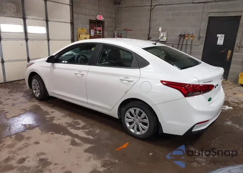 2022 Hyundai Accent Se z USA, uszkodzony, nr VIN 3KPC24A65NE182651